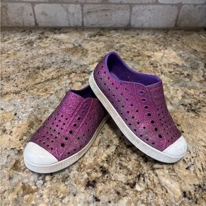 Native girls 12 purple glitter bling slip on shoes